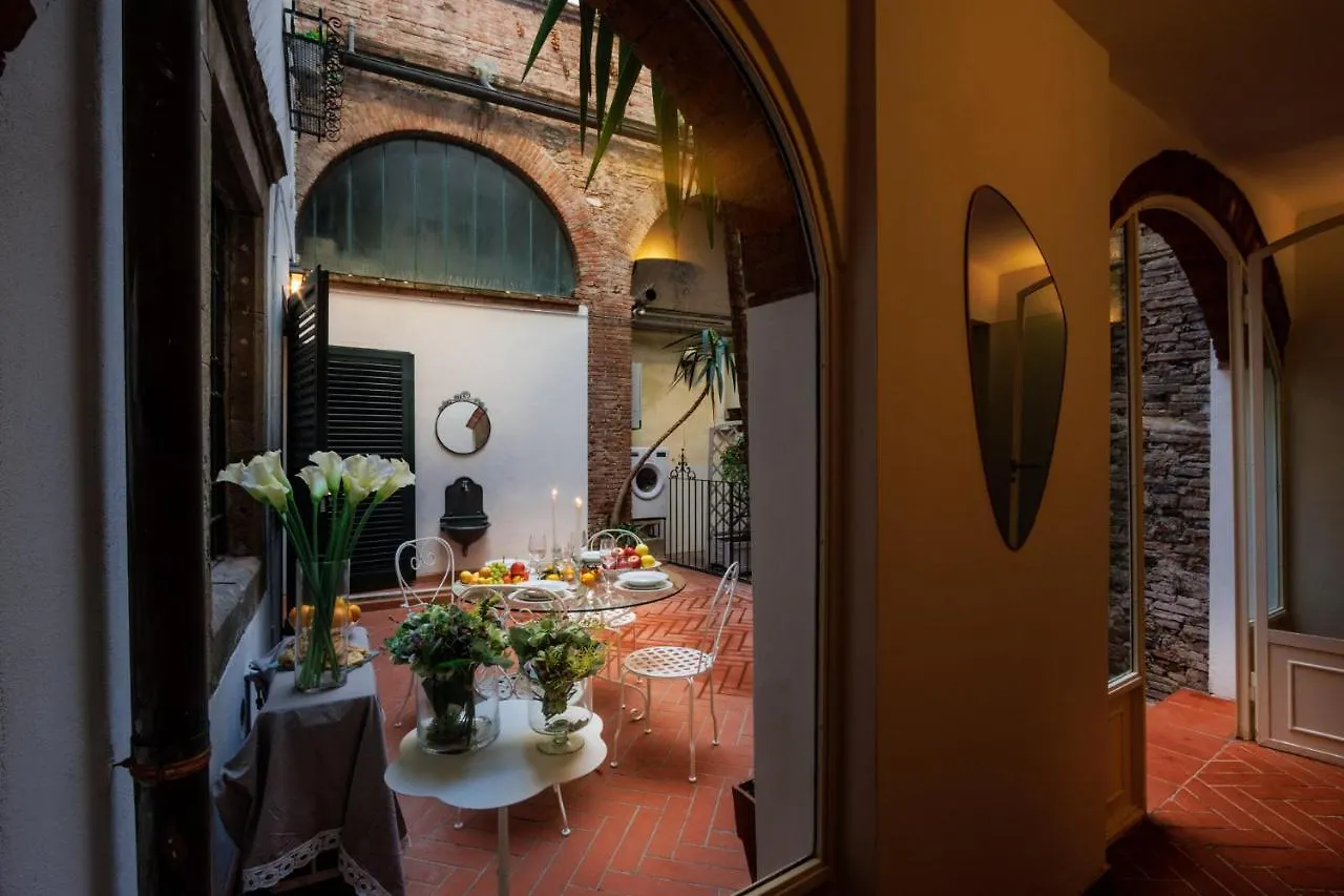 Casa Al Dipinto, Contemporary Apartment With Lucca