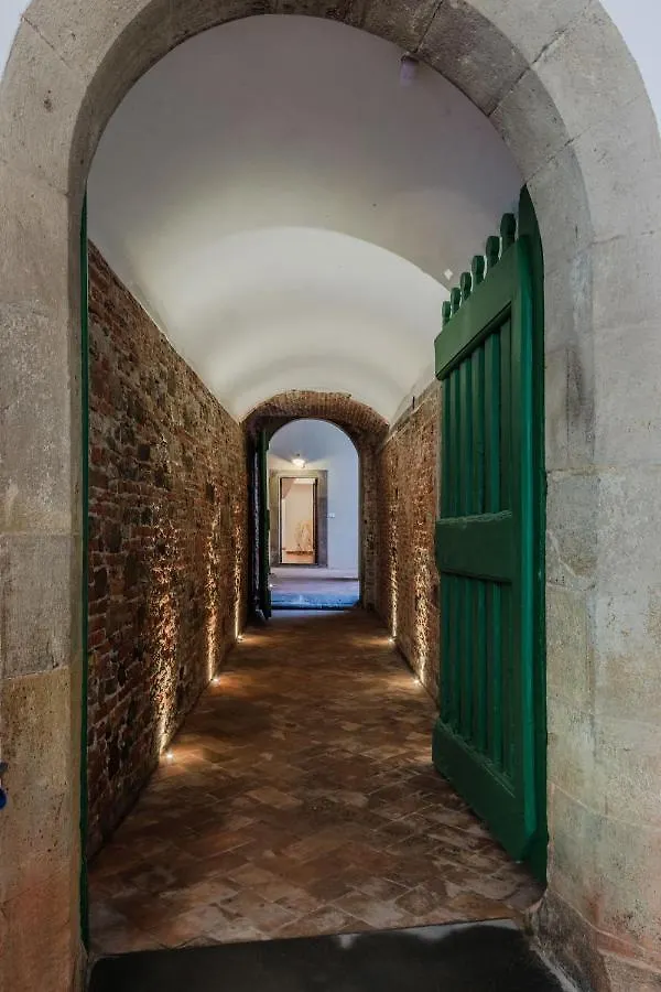 Casa Al Dipinto, Contemporary Apartment With Lucca